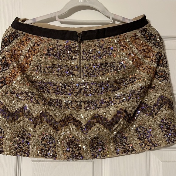 Club Monoco SEQUIN MINI SKIRT - Picture 4 of 9